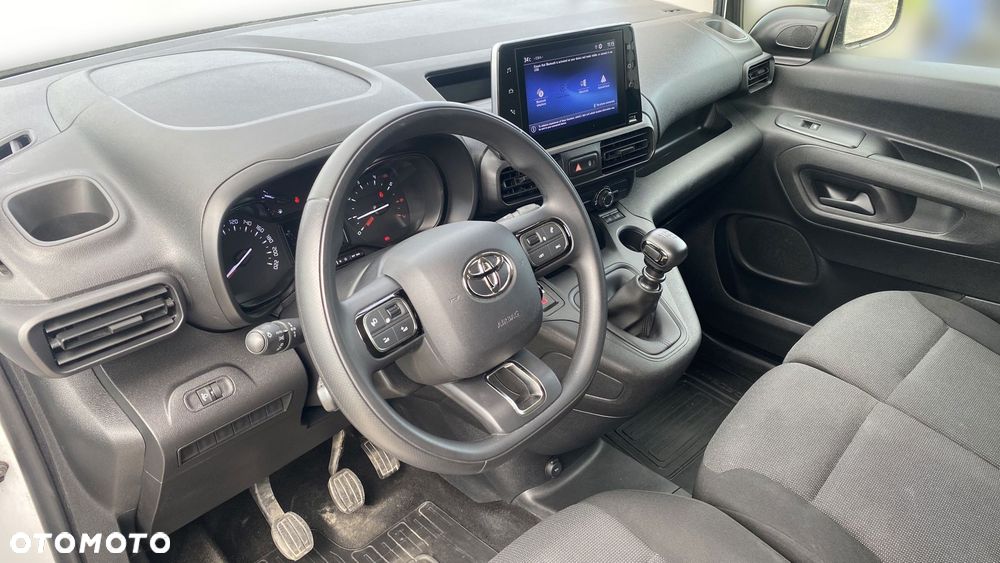 Toyota Proace City - 15