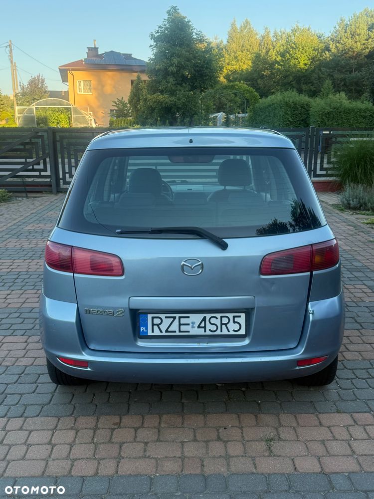 Mazda 2 - 1