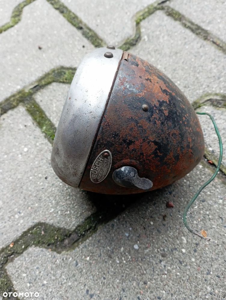 STARA ZABYTKOWA lampa przednia Bosch