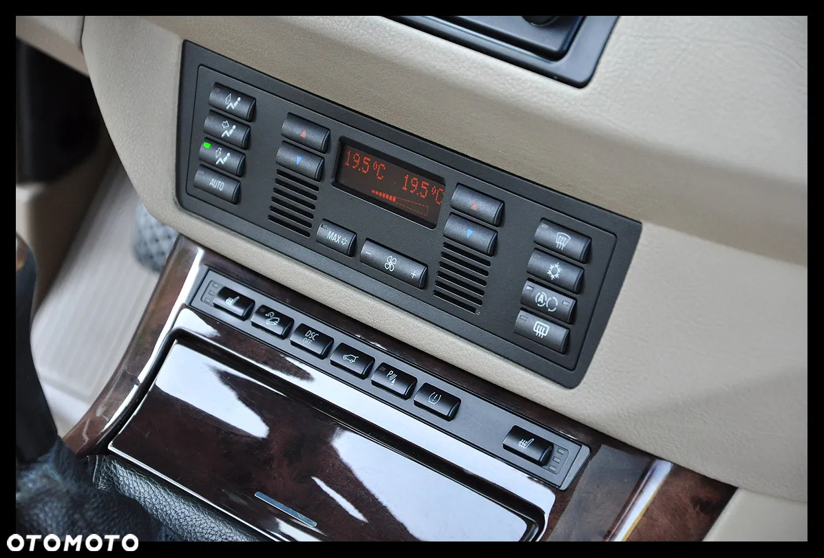 BMW X5 3.0 i Edition Exclusive Sport - 39