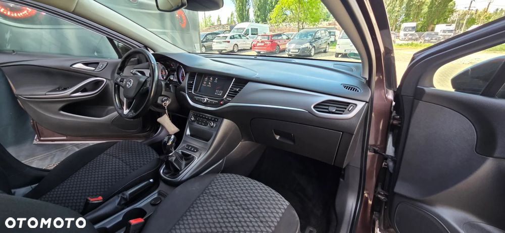 Opel Astra 1.4 Turbo Start/Stop Innovation - 32