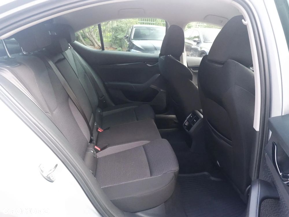 Skoda Octavia 1.5 TSI ACT Ambition - 15