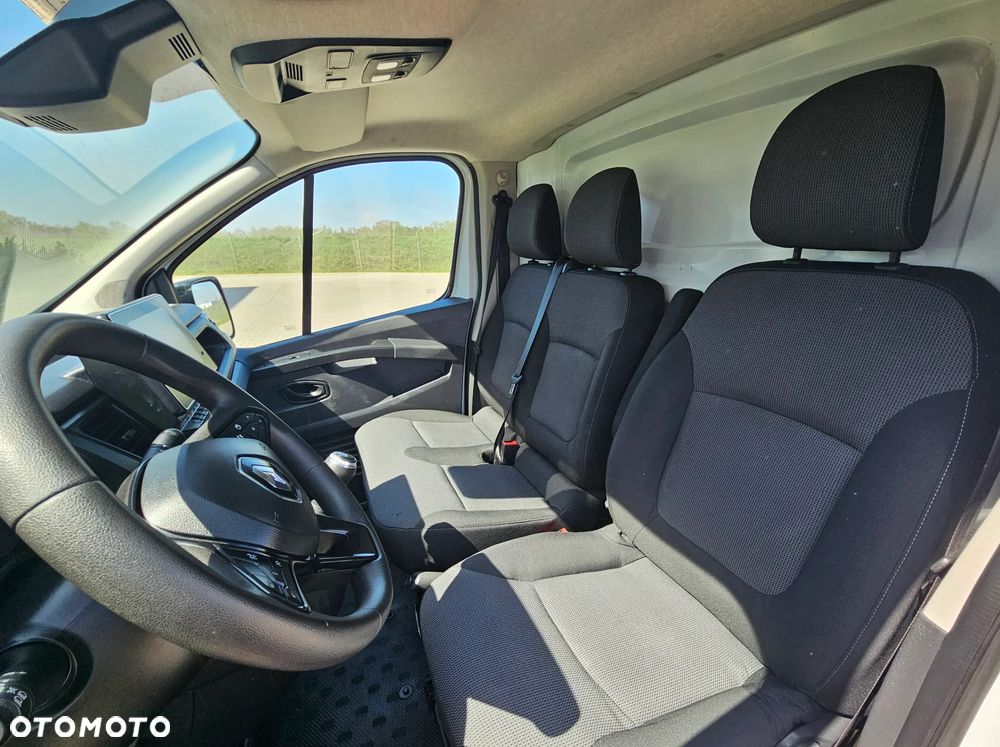 Renault TRAFIC - 9