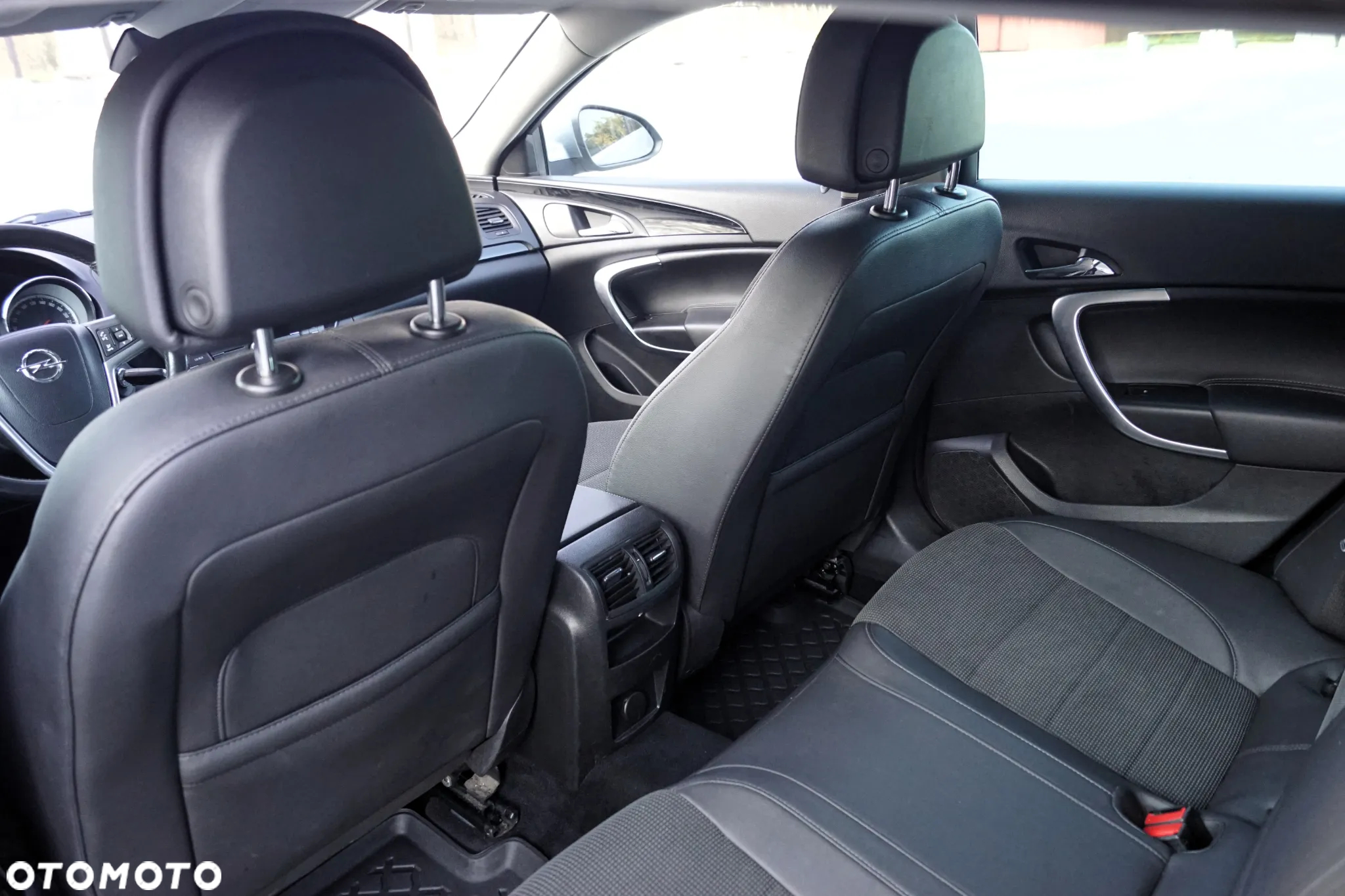 Opel Insignia 2.0 CDTI Active - 17
