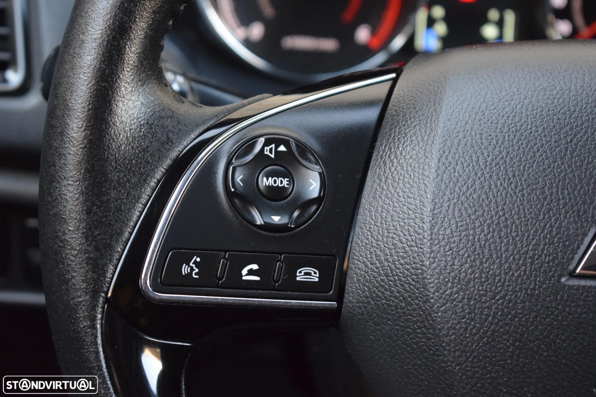 Mitsubishi ASX 1.6 DI-D Intense Black Edition - 47