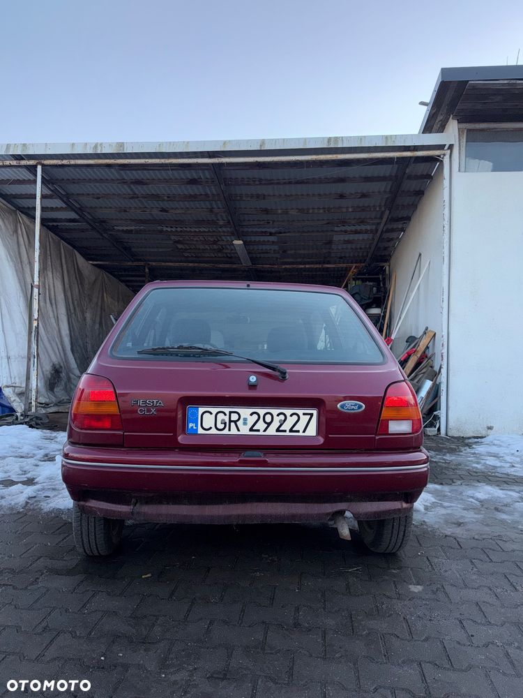 Ford Fiesta 1.3 Budget - 4
