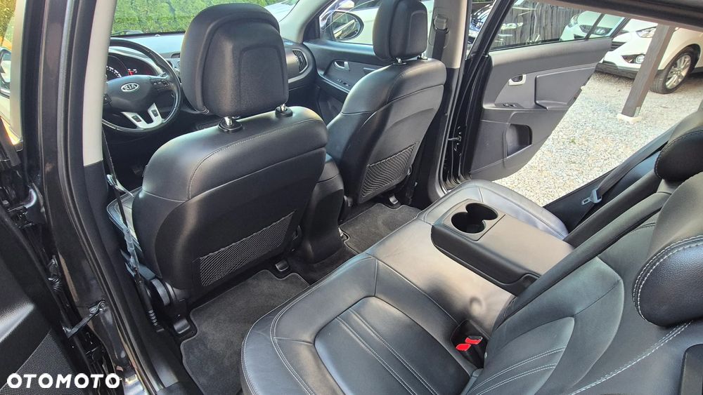 Kia Sportage 1.7 CRDI 2WD ISG Dream-Team Edition - 24