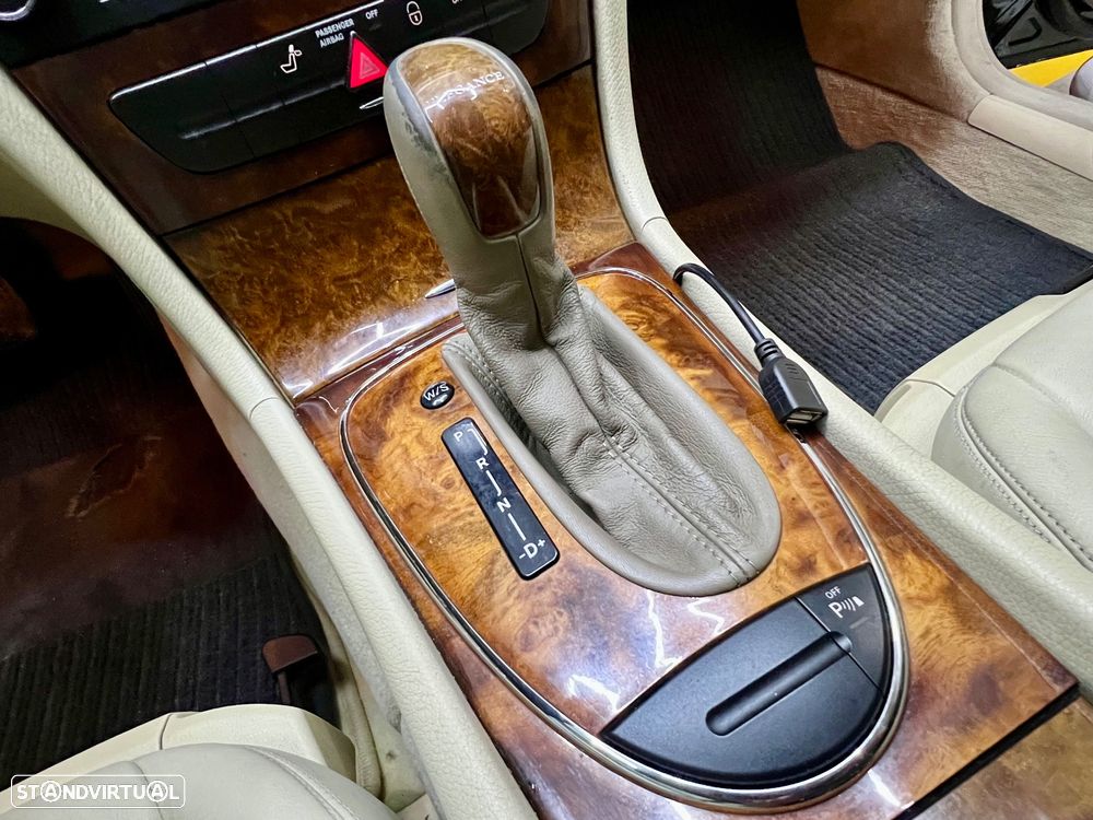 Mercedes-Benz E 220 - 15