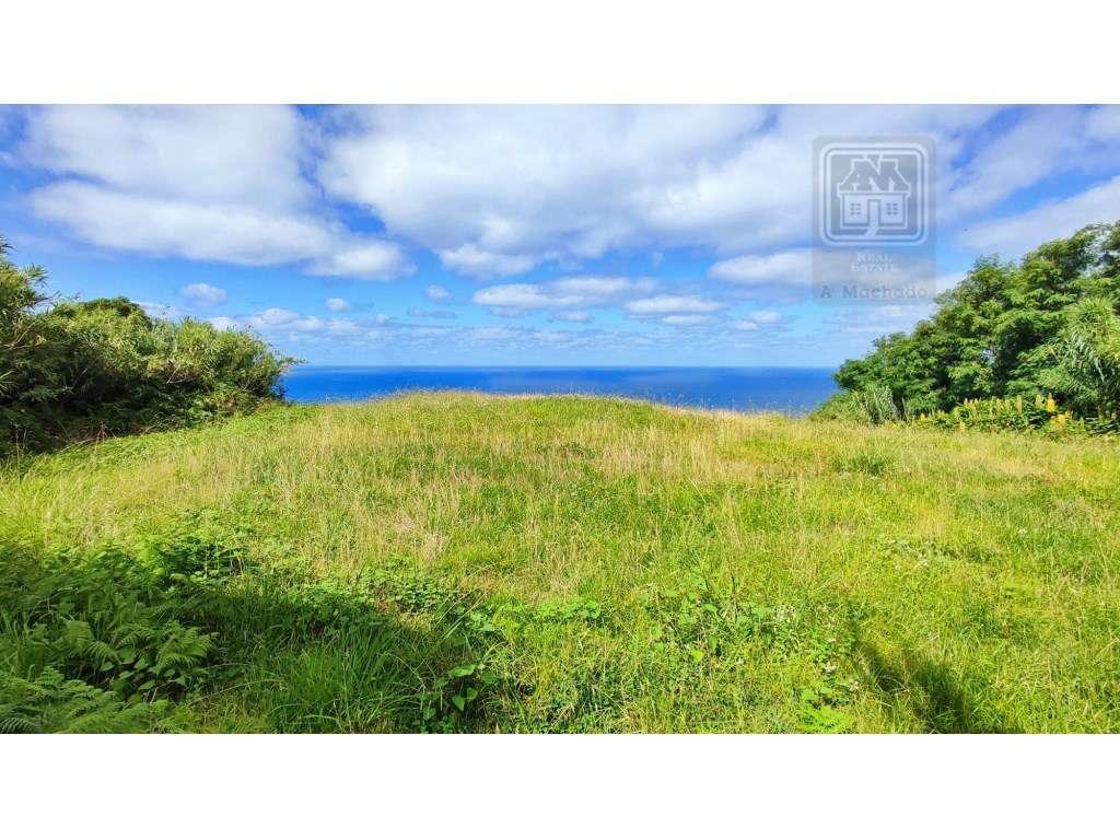 VENDA de AMPLO TERRENO RÚSTICO - Ajuda da Bretanha, Ponta Delgada, ... - Grande imagem: 4/25