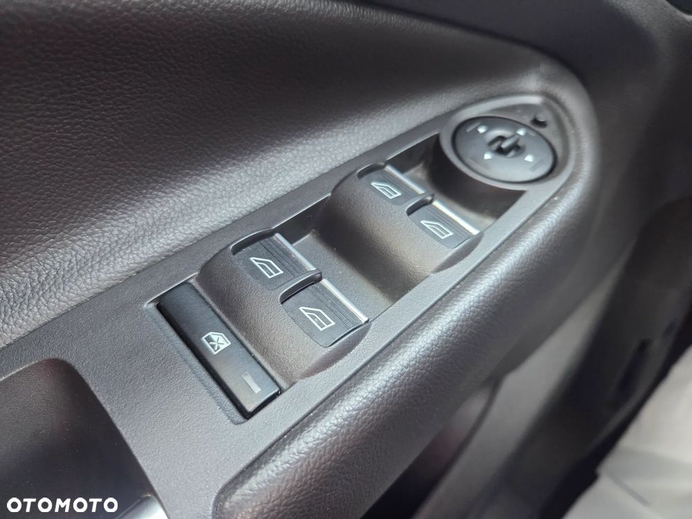 Ford Kuga 2.0 TDCi 4WD Titanium - 25