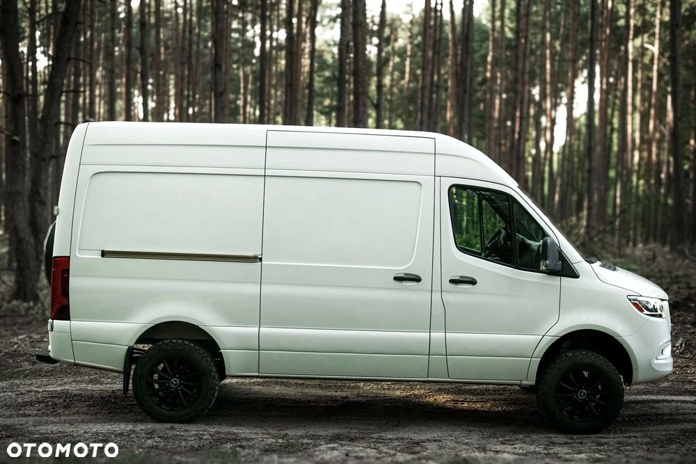 Mercedes-Benz Sprinter - 7