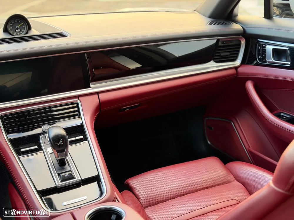 Porsche Panamera Sport Turismo 4 E-Hybrid Platinum Edition - 33