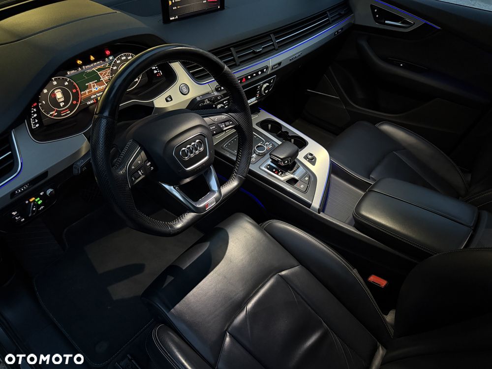 Audi Q7 3.0 TDI Quattro Tiptronic - 6