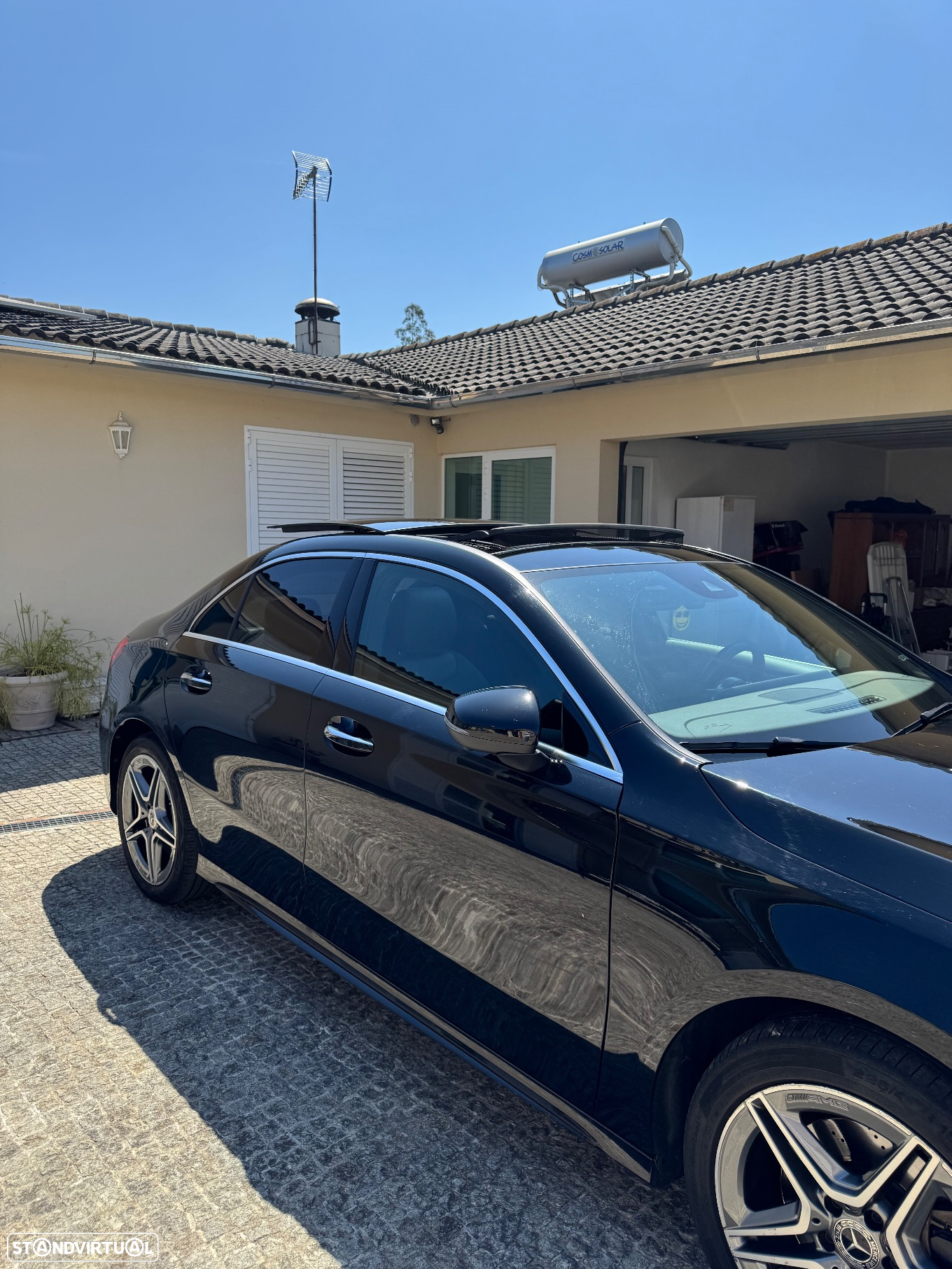Mercedes-Benz A 250 Limousine e AMG Line - 16