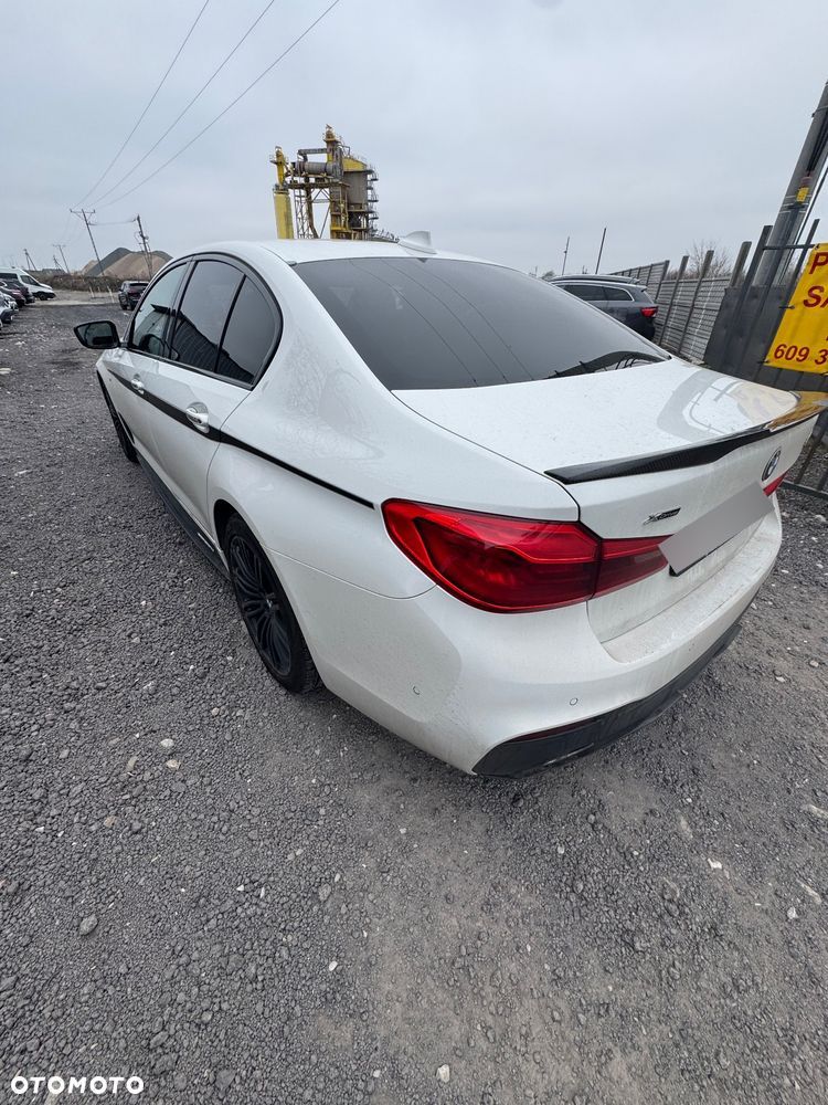 BMW Seria 5 530i xDrive M Sport sport - 15