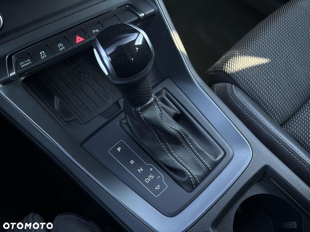 Audi Q3 - 16