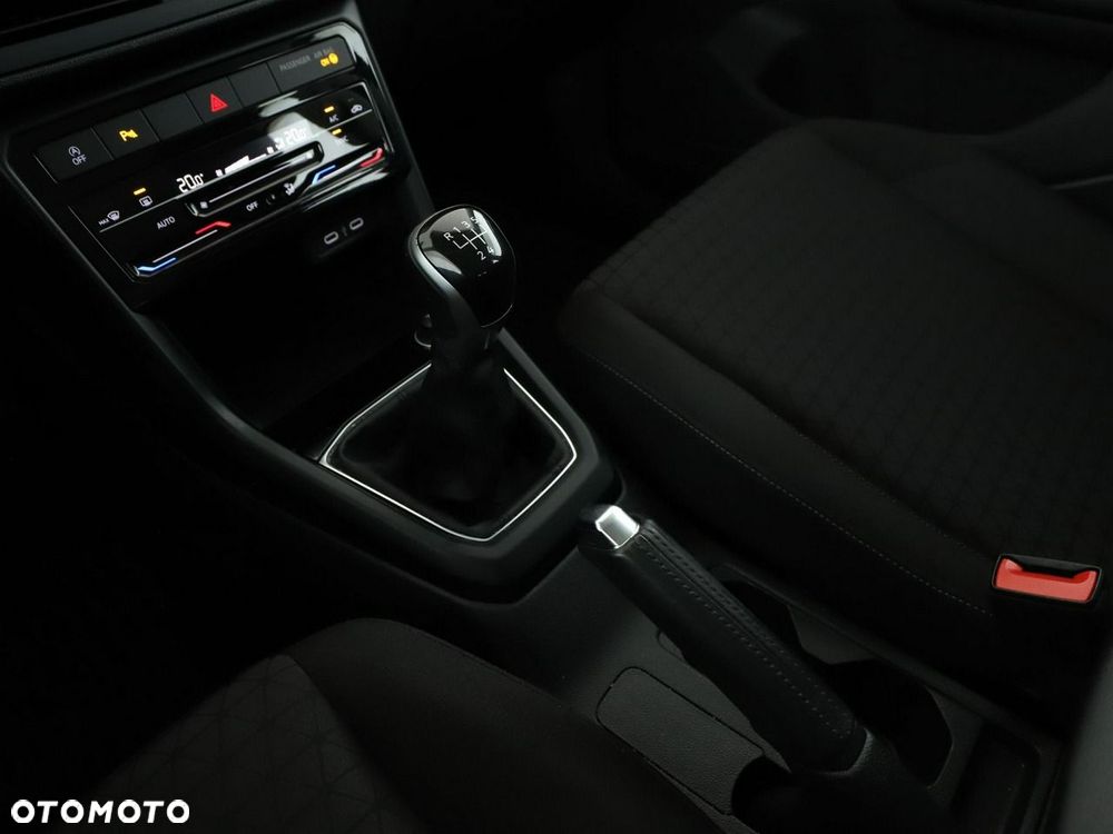 Volkswagen T-Cross 1.0 TSI - 29
