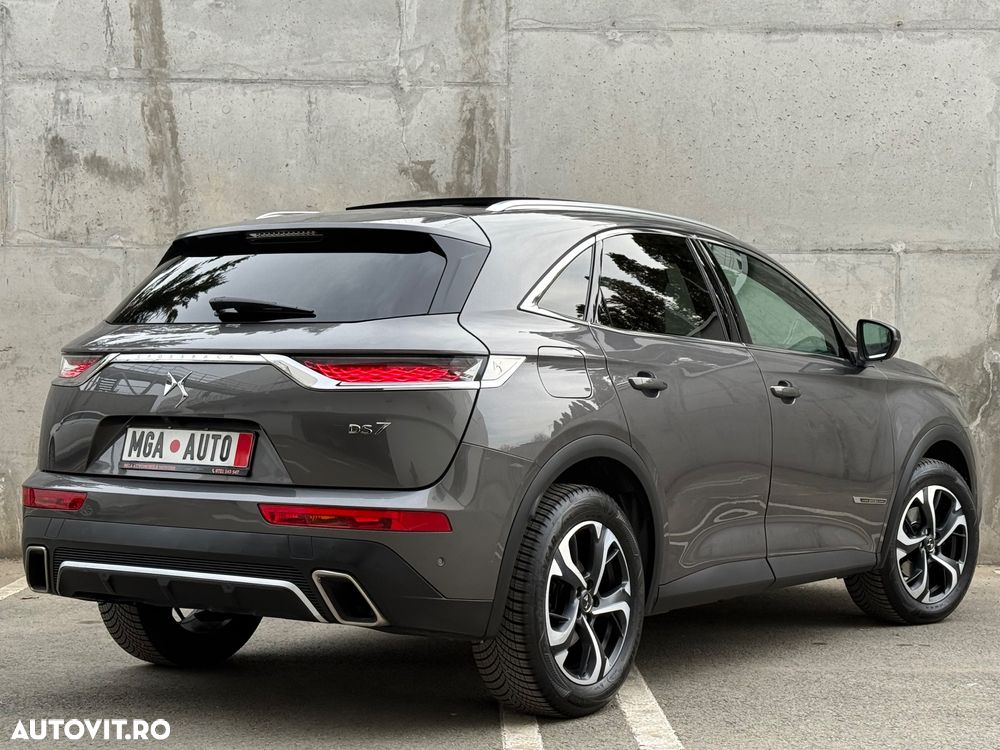 DS Automobiles DS 7 Crossback - 11