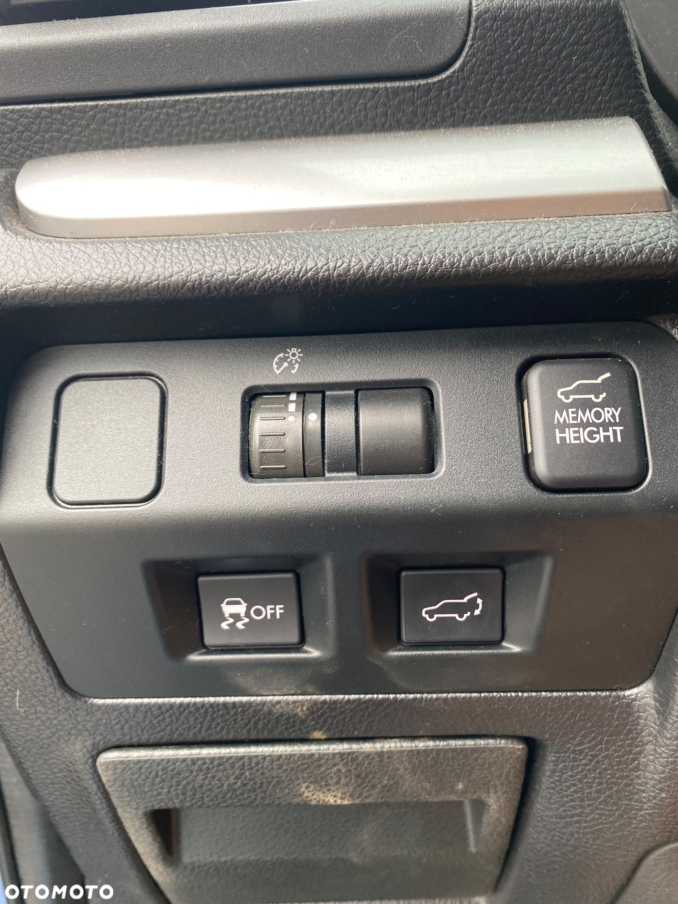 Subaru Forester 2.0D Exclusive - 25