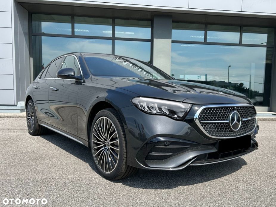 Mercedes-Benz Klasa E 220 d mHEV 4-Matic AMG 9G-Tronic - 4