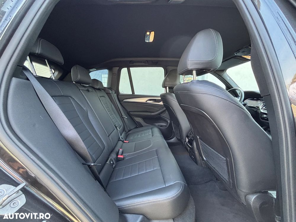 BMW X3 xDrive30e AT PHEV - 8