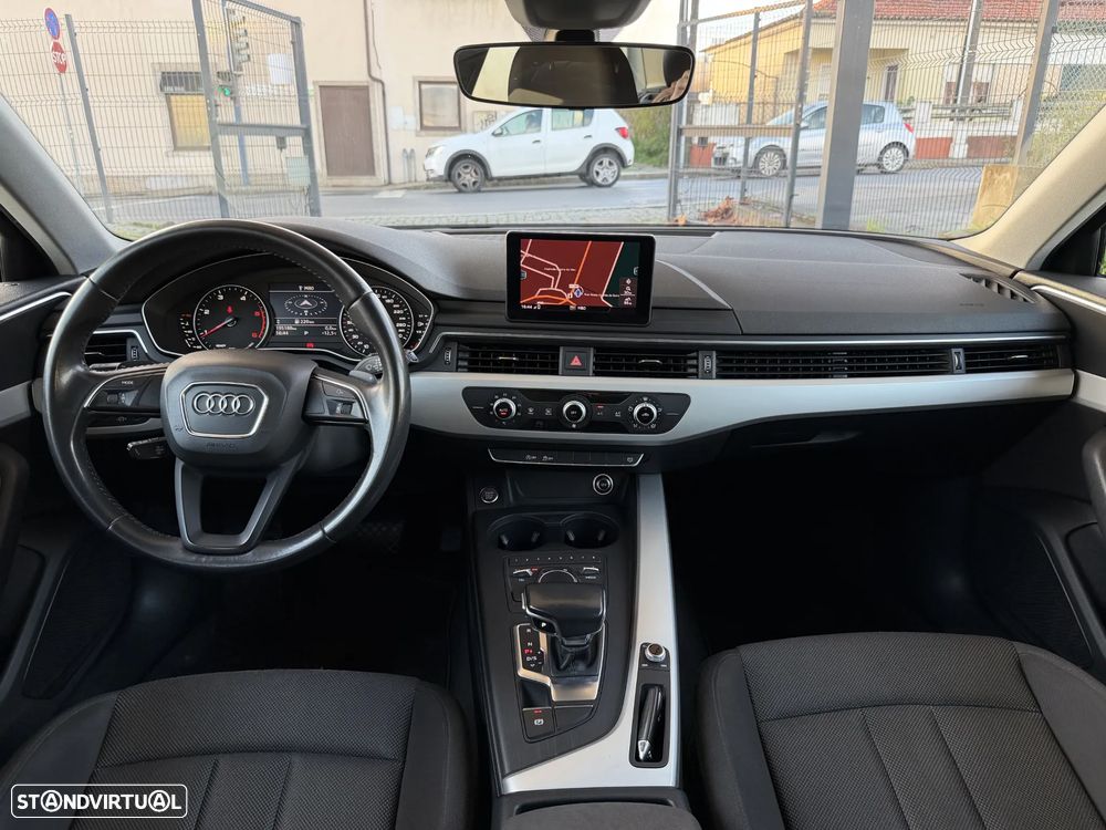 Audi A4 Avant 35 TDI S tronic - 19