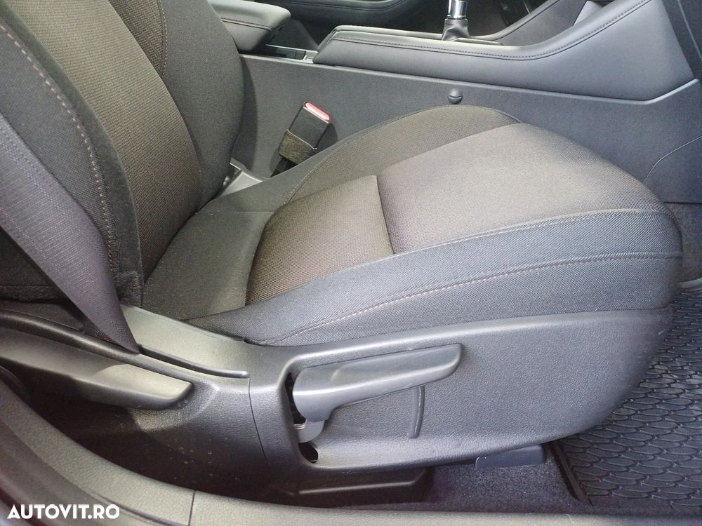 Mazda 3 X180 MHEV GT - 29