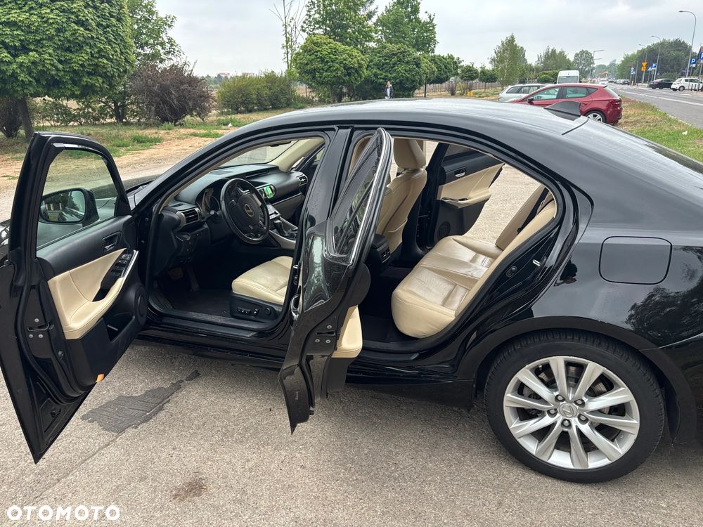 Lexus IS 250 Prestige - 20