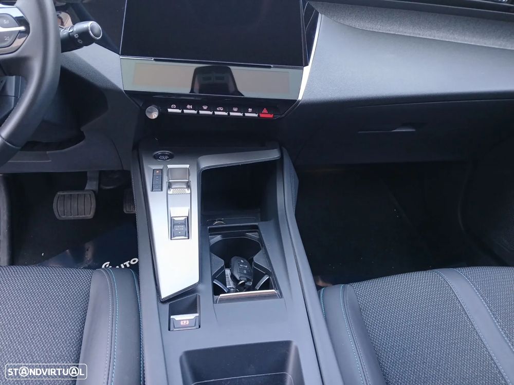 Peugeot 308 SW 1.2 PureTech Allure EAT8 - 14