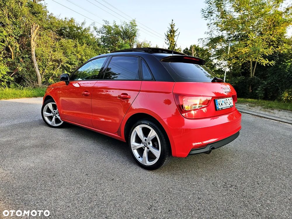 Audi A1 Sportback 1.6 TDI S tronic design - 13