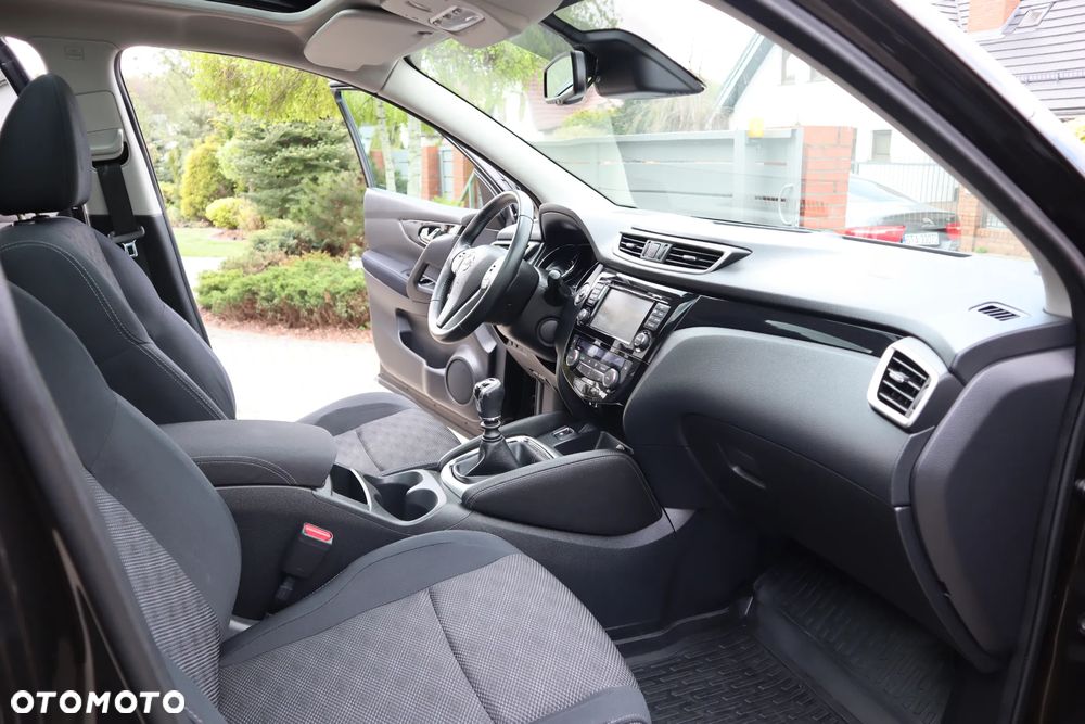 Nissan Qashqai 1.2 DIG-T N-Connecta - 10