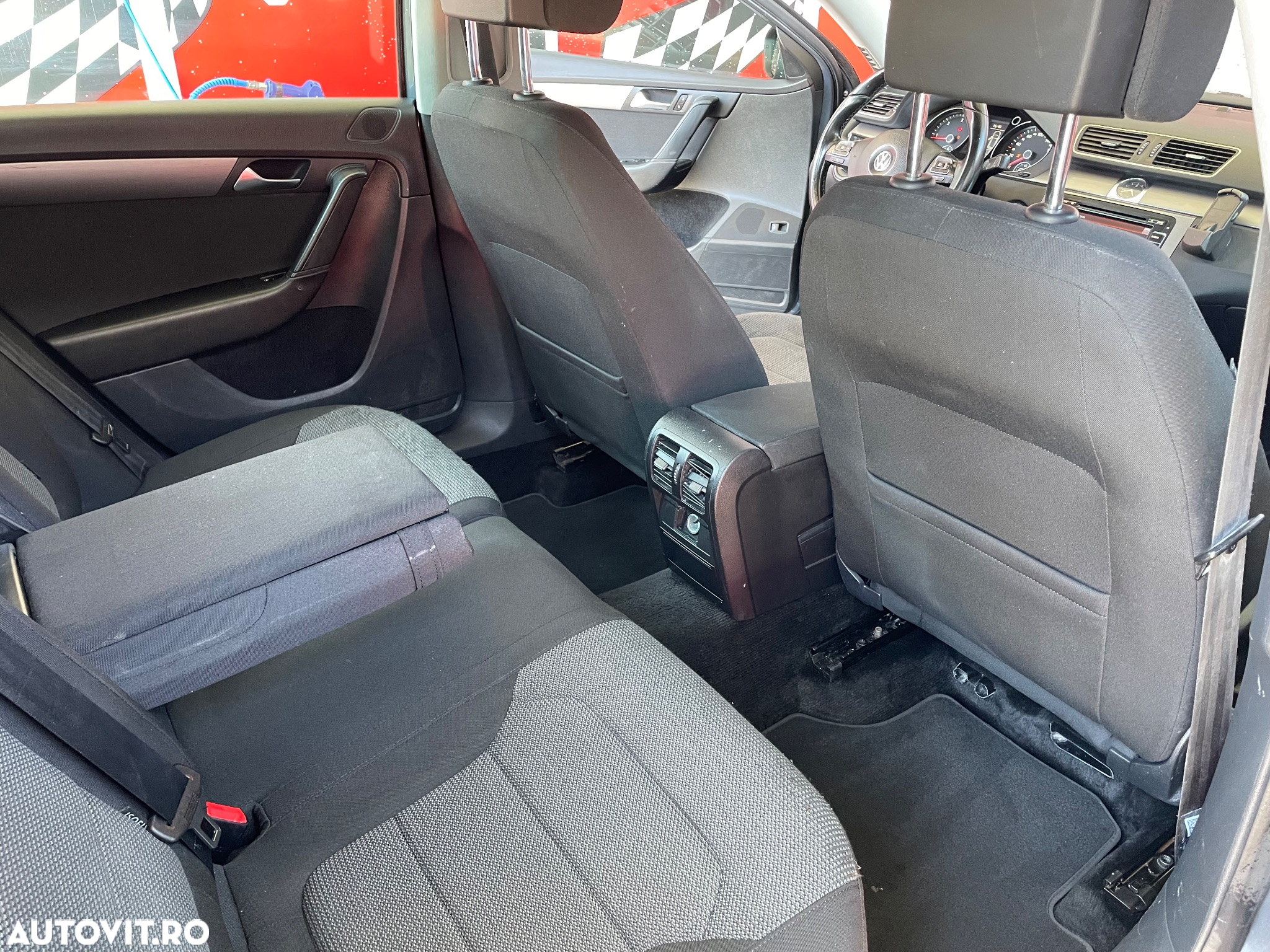 Volkswagen Passat Variant 1.6 TDI BlueMotion - 7