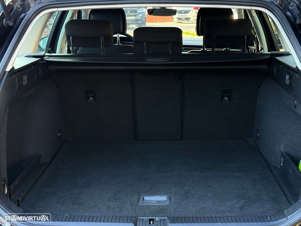 VW Passat Variant 1.6 TDI Confortline - 22