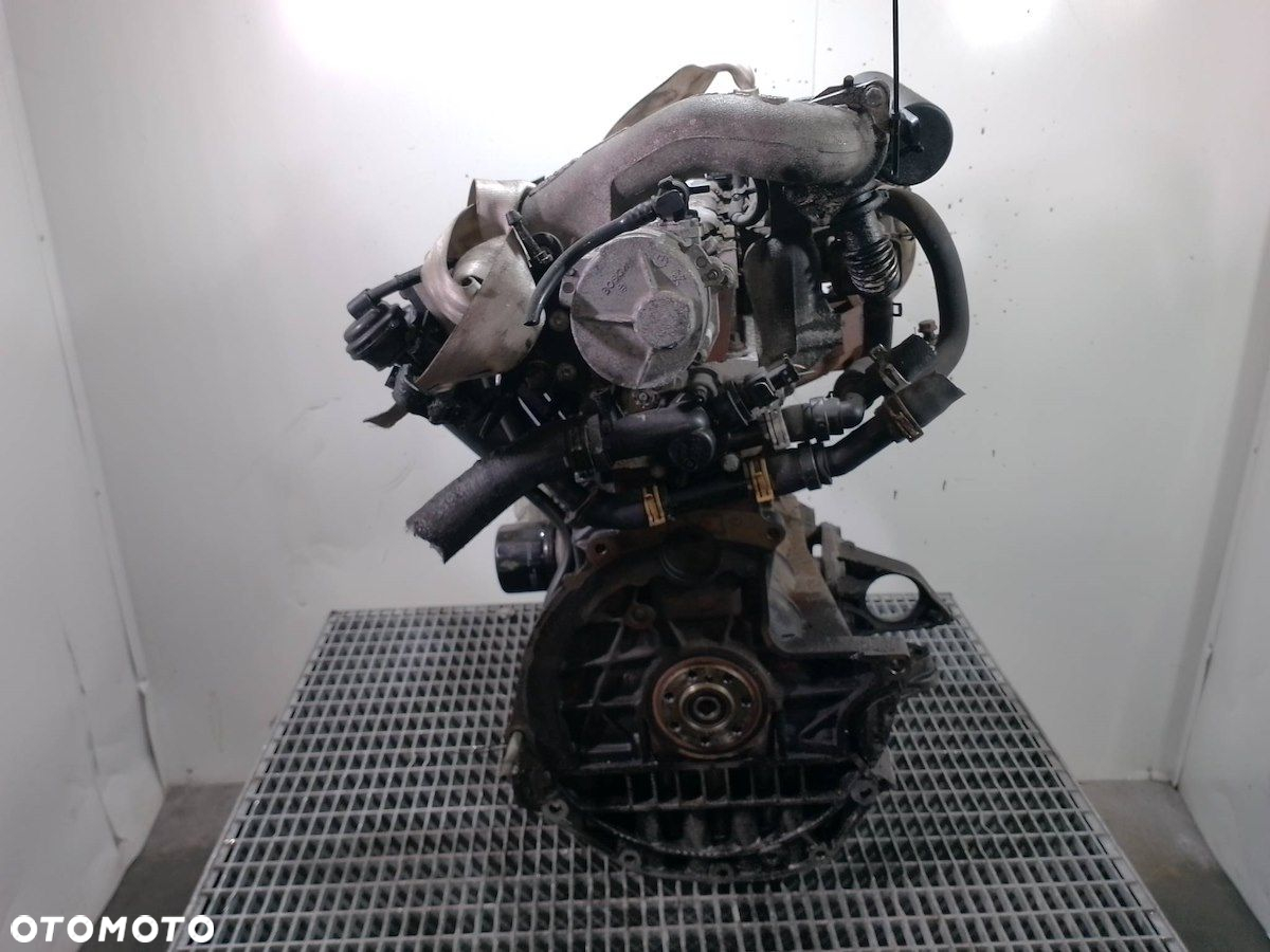 SILNIK RENAULT SCENIC II ( 03-09 ) F9QD812 1.9DCI - 5