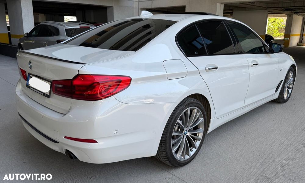 BMW Seria 5 520d AT - 2