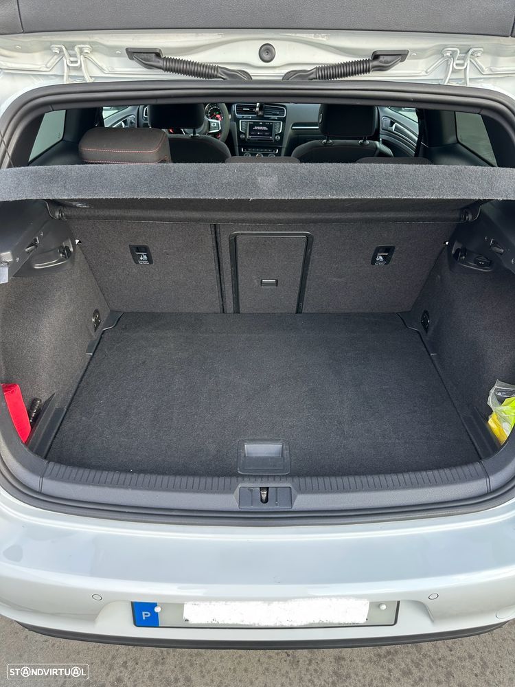 VW Golf 2.0 TSi GTi DSG Performance - 13