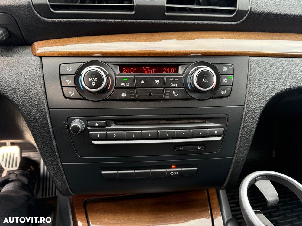 BMW Seria 1 118d DPF - 10