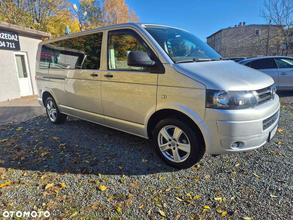 Volkswagen Caravelle - 5