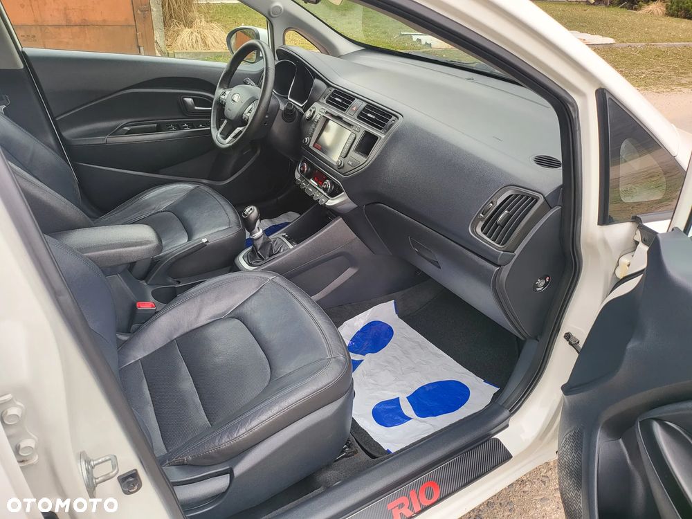 Kia Rio 1.4 CRDI Platinum Edition - 22