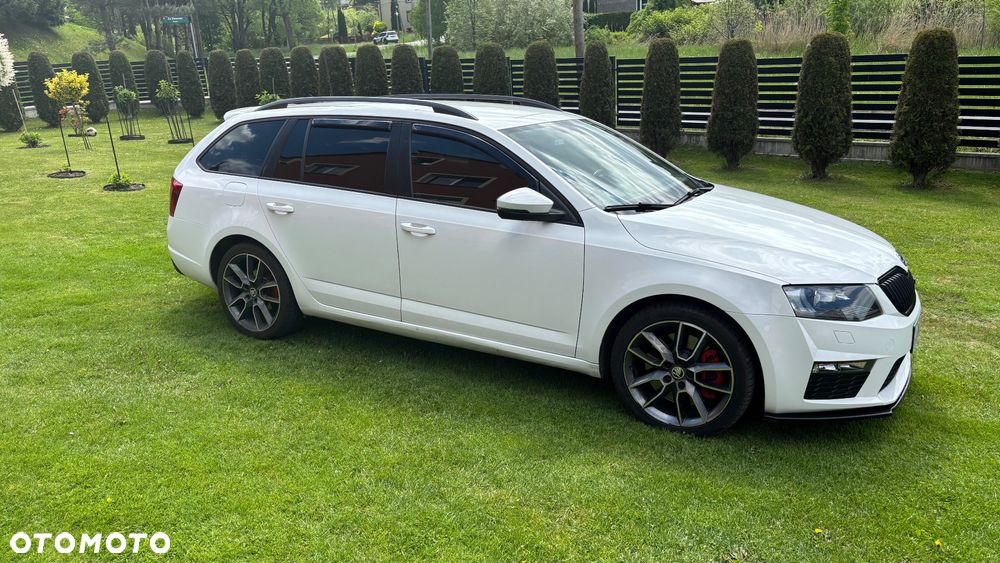 Skoda Octavia 2.0 TDI RS DSG - 9