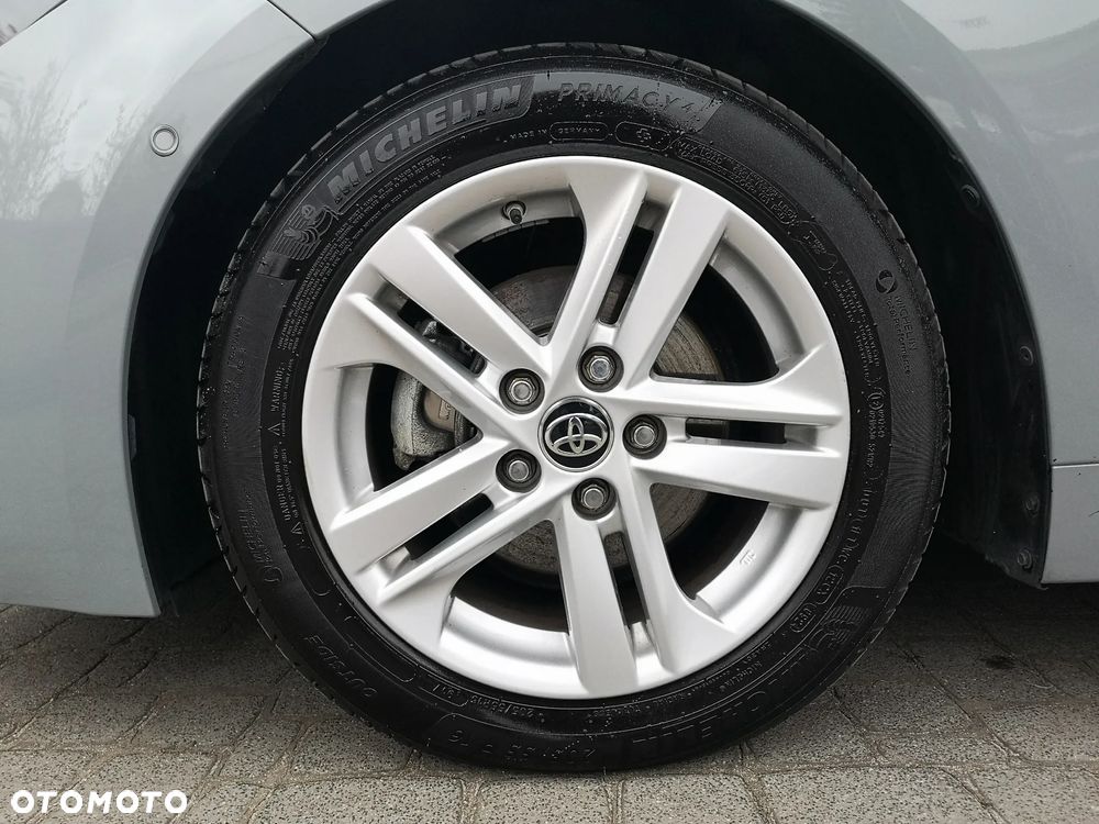 Toyota Corolla 1.8 Hybrid Active - 30