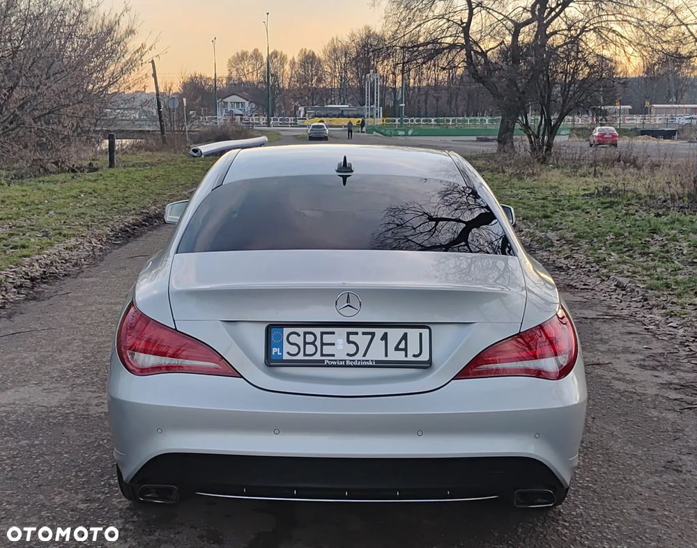 Mercedes-Benz CLA 180 UrbanStyle Edition - 6