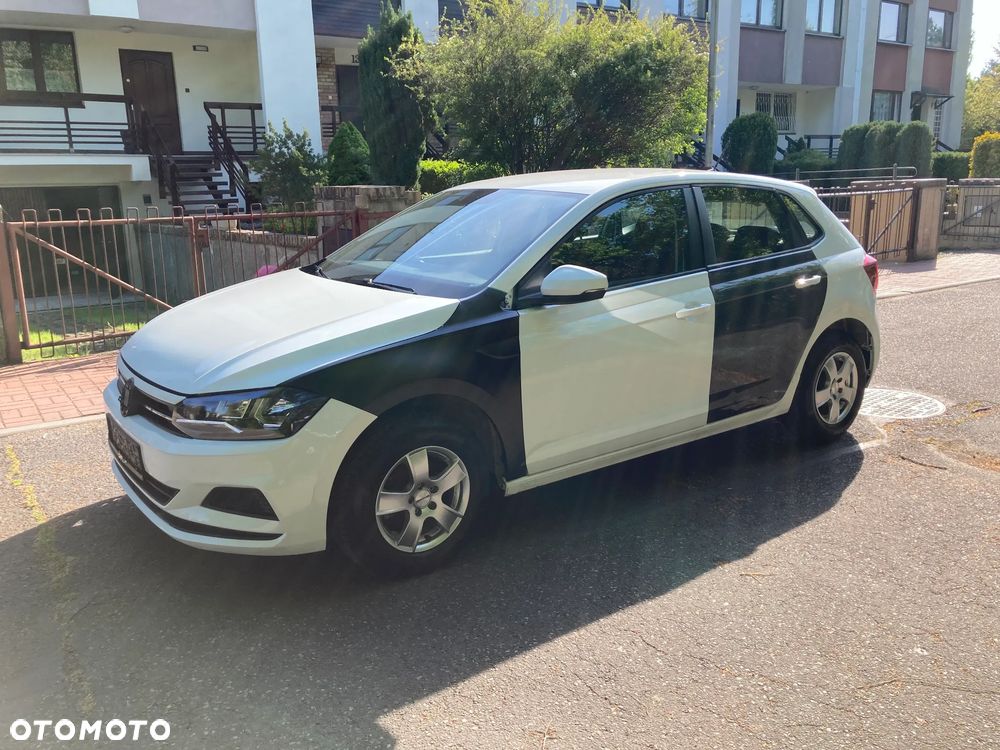 Volkswagen Polo - 1