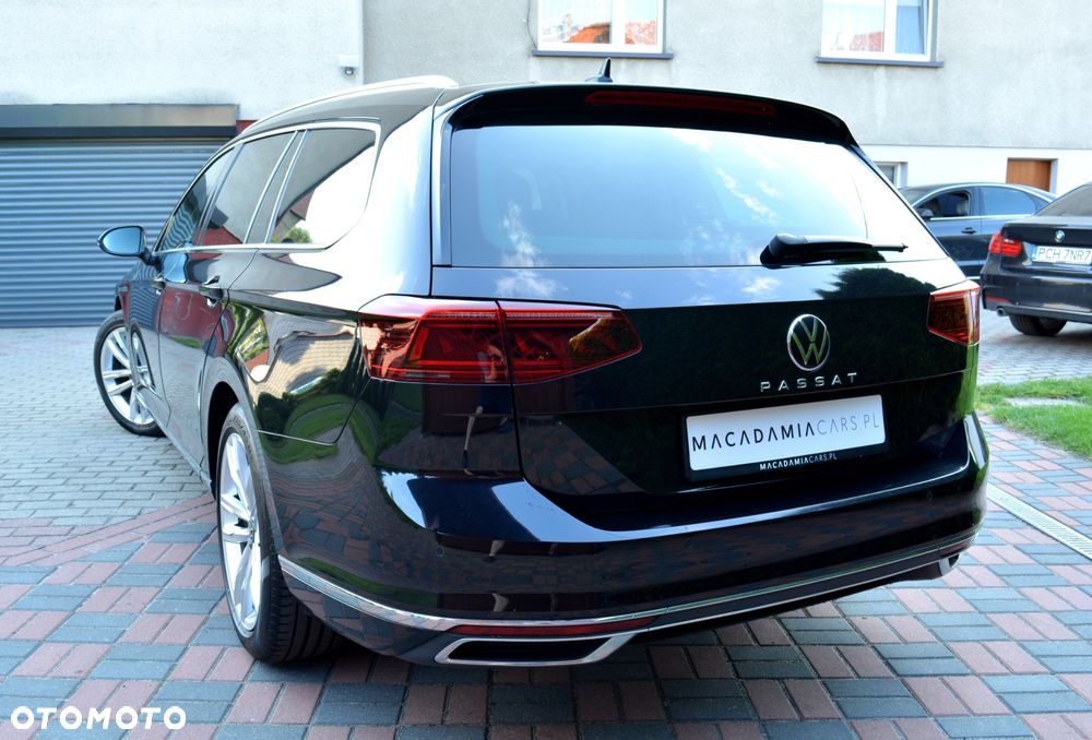 Volkswagen Passat 2.0 TDI SCR DSG Elegance - 4