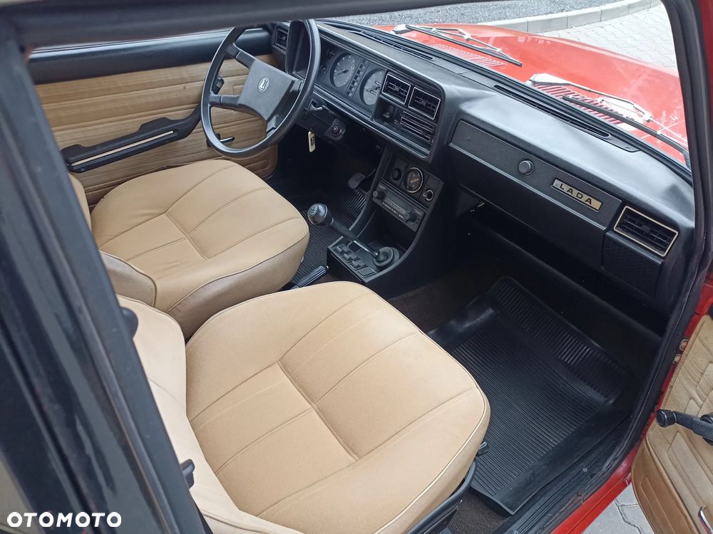 Lada 2107 - 8