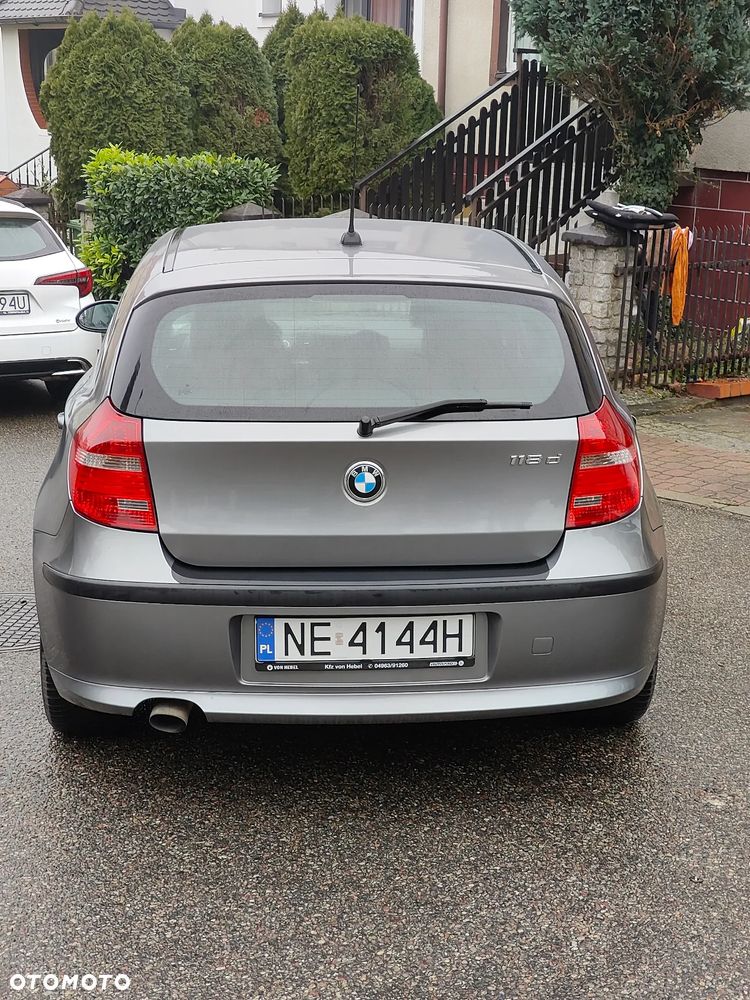 BMW Seria 1 118d - 4