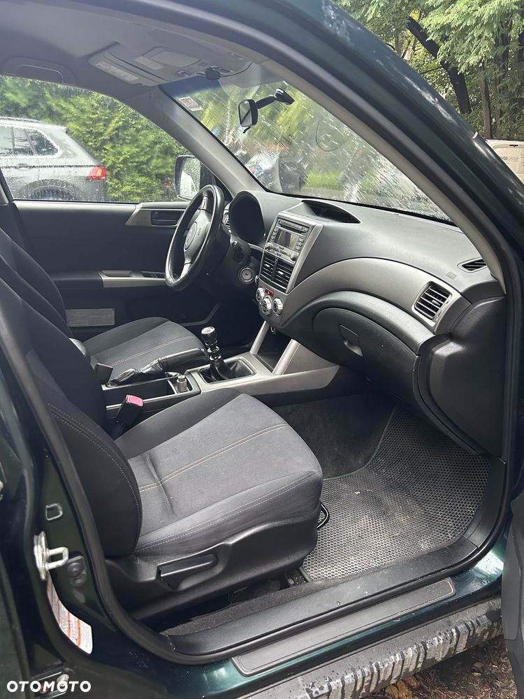 Subaru Forester 2.0D XC 000 Euro5 - 28