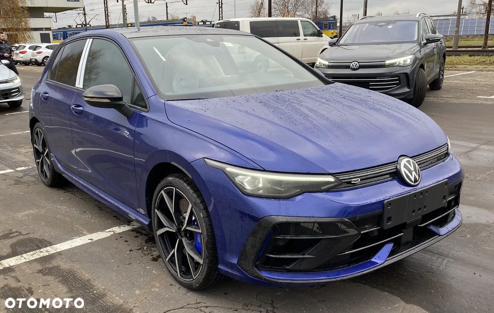 Volkswagen Golf VIII 2.0 TSI 4Motion R DSG - 2