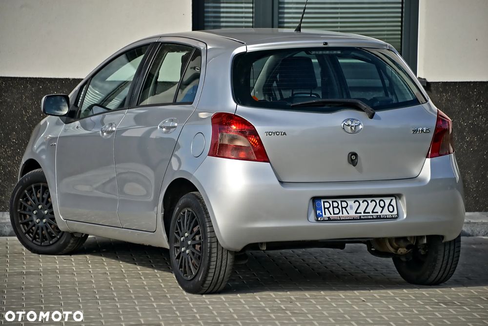 Toyota Yaris 1.4 D-4D - 15