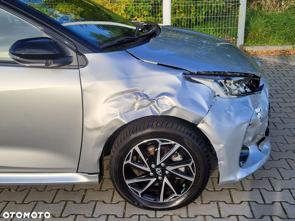 Toyota Yaris Hybrid 1.5 Premiere Edition - 34